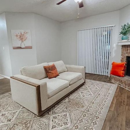 Апартаменты Sleeps 4, Value Retreat - Free Garage Pet Friendly Корпус-Кристи Экстерьер фото