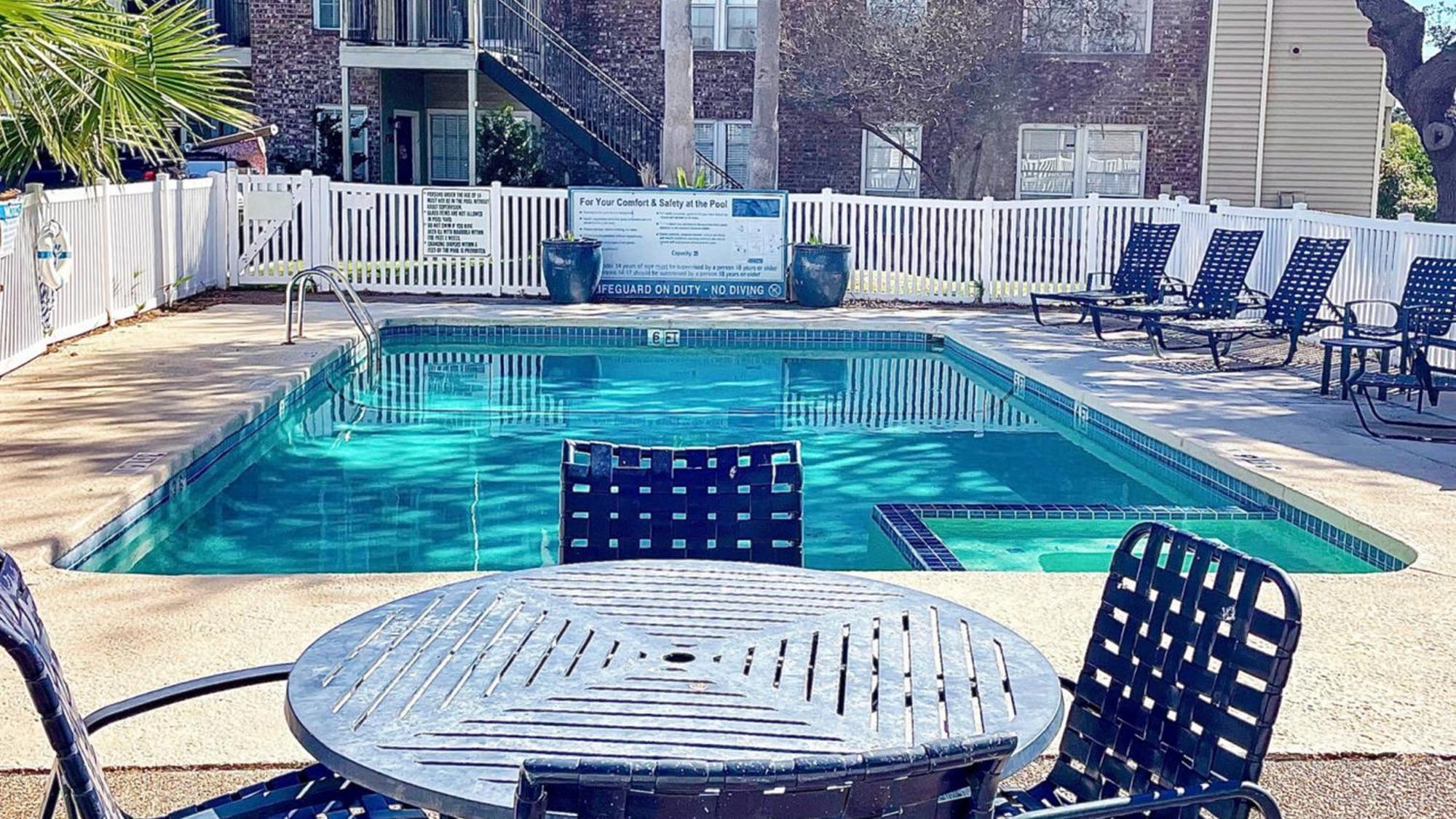 Апартаменты Sleeps 4, Value Retreat - Free Garage Pet Friendly Корпус-Кристи Экстерьер фото
